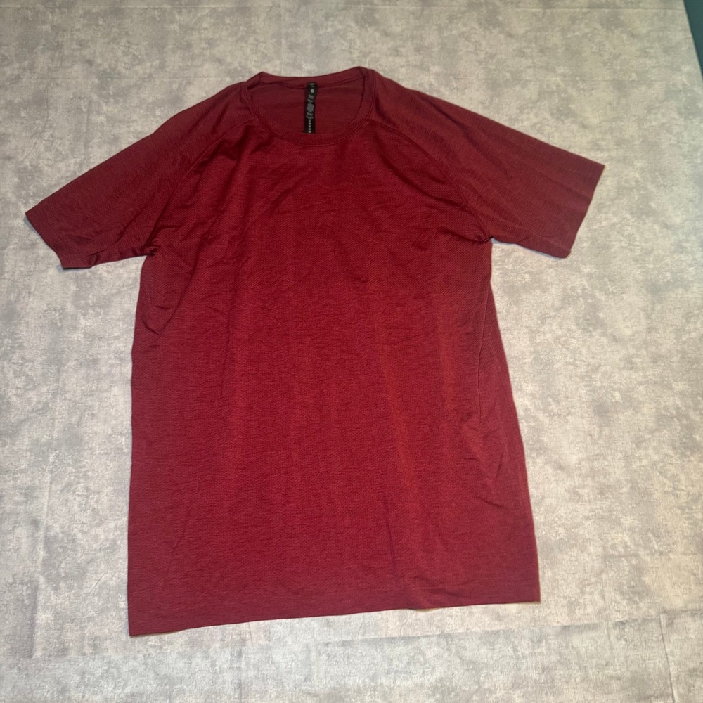 Lululemon Metal Vent Tech 2.0 Short Sleeve Shirt Red XL Training Running Top